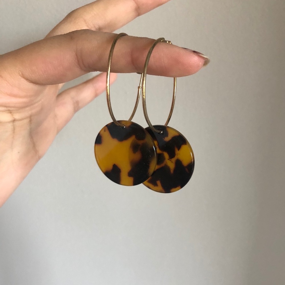 3 pairs of earrings